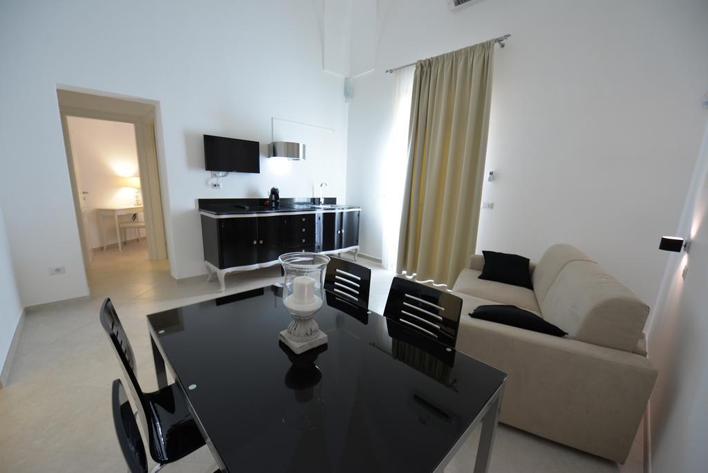 Appartamenti Sidera Lecce Habitación foto