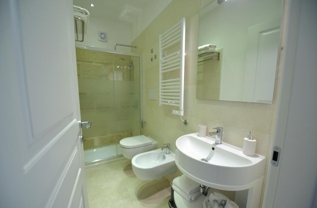 Appartamenti Sidera Lecce Habitación foto
