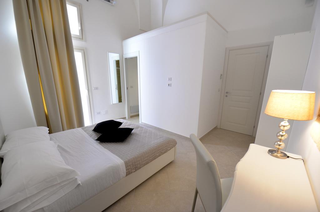 Appartamenti Sidera Lecce Habitación foto